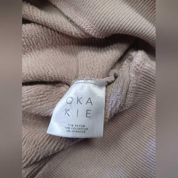 OKAKIE Soft Sweatshirt EUC Mineral-Washed Cotton Taupe Size Small - Picture 11 of 11